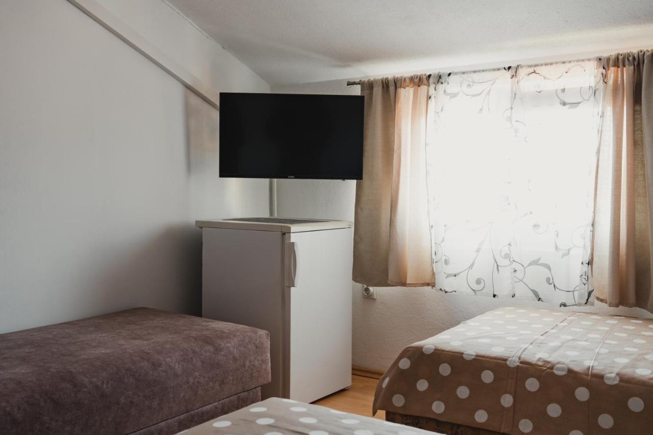 Apartments Djukic Tivat Eksteriør billede