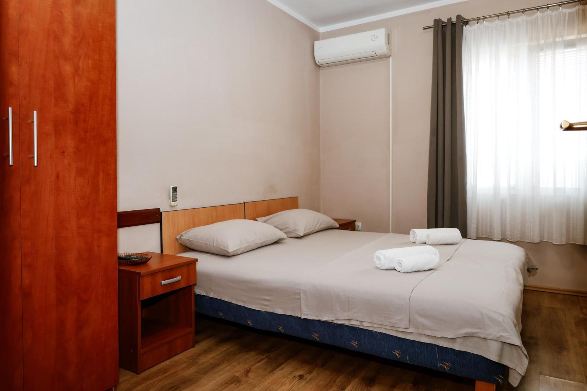 Apartments Djukic Tivat Eksteriør billede