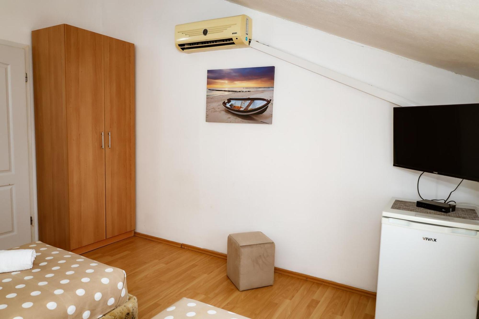 Apartments Djukic Tivat Eksteriør billede